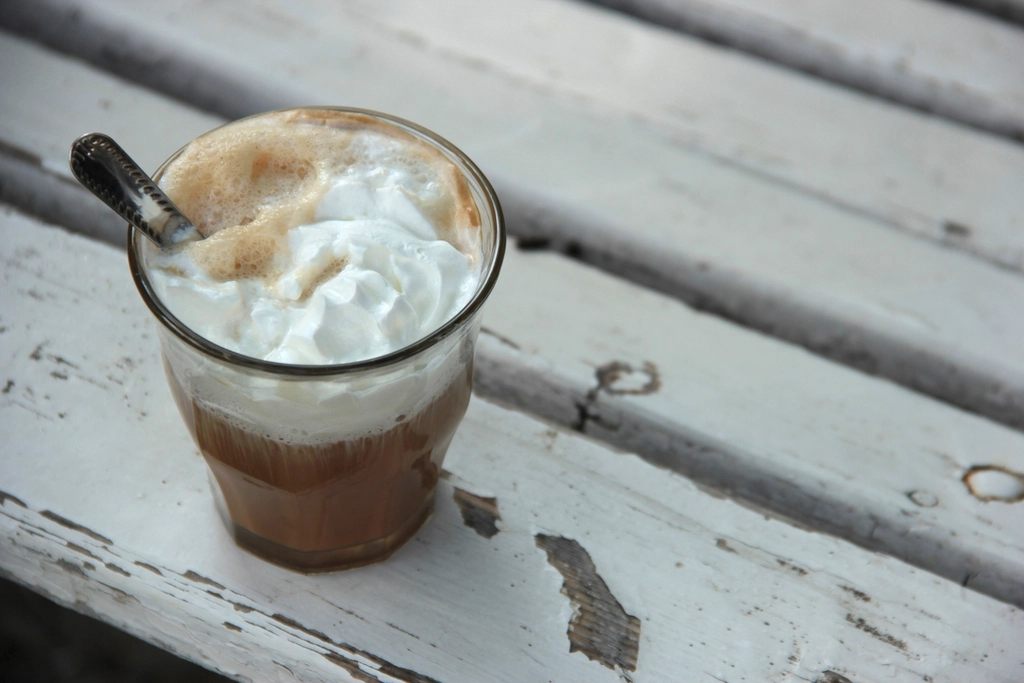 IJskoffie frappé met slagroom